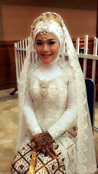 tetek kebaya