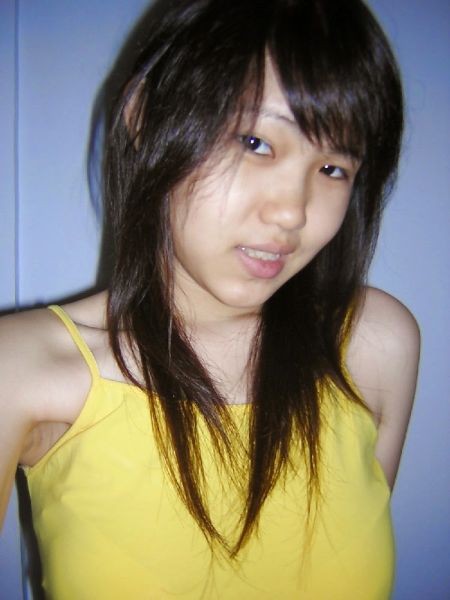 gambar cewek sedih