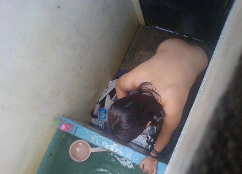 gambar cewek jilbab nyepong