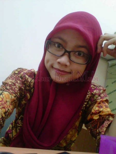 colok memek basah