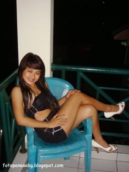 sexy nude woman erotics