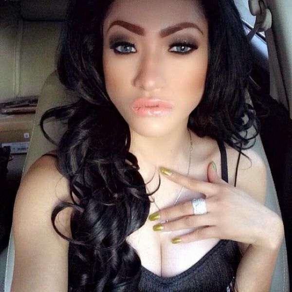 amel alvi hantu budeg