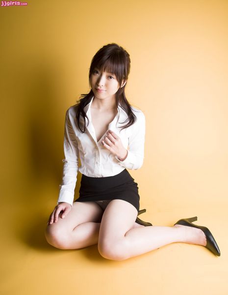 hitomi shiraishi nude