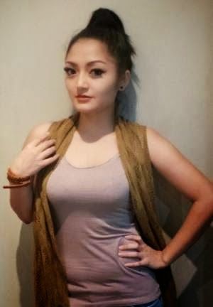 foto seksi syahrini