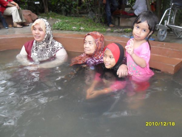 air panas di dalam jug