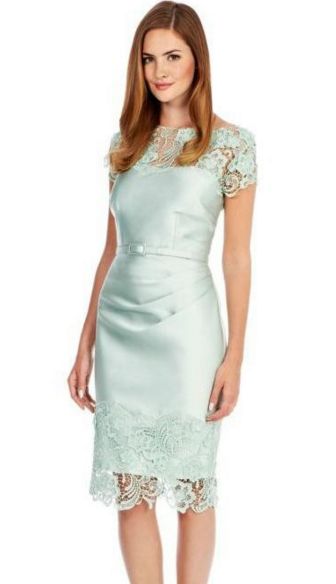 model kebaya modern untuk ibu