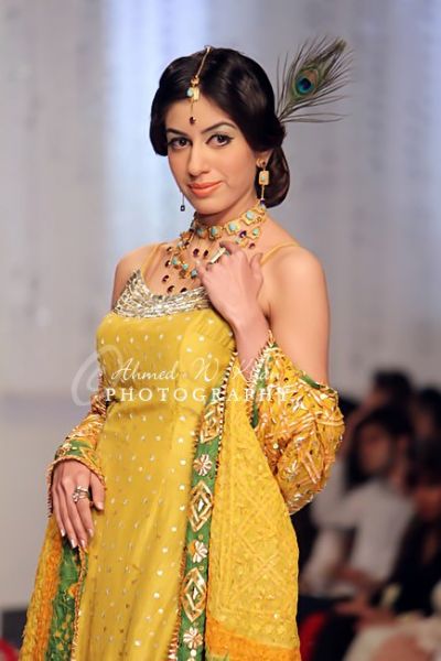 madhuri dixit salwar kameez