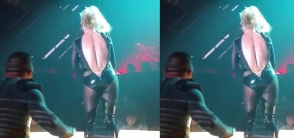 britney spears garment malfunction