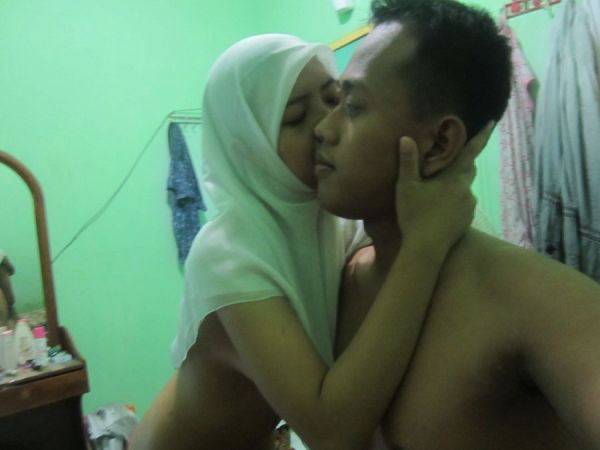 gadis semok