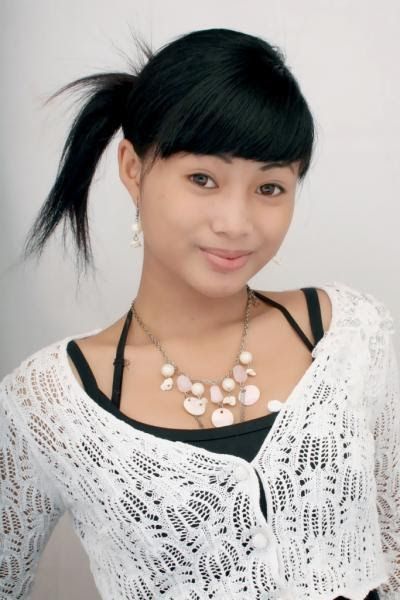 ibu toket besar bugil
