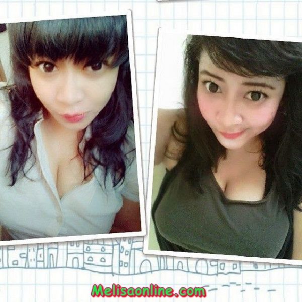 cewek pamer dada montok