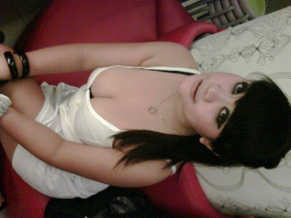 abg jilbab bugil di kamar