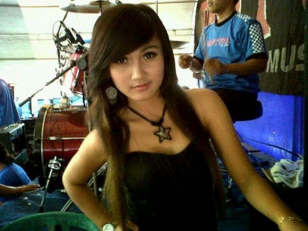 janda bugil