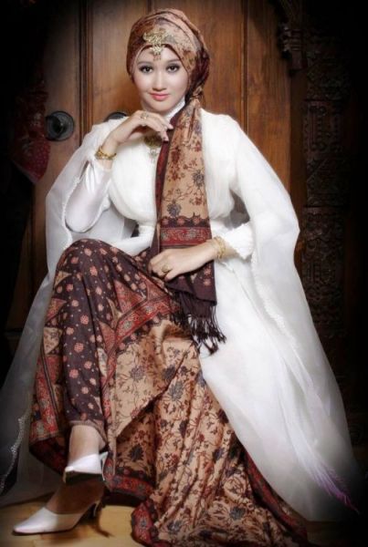 model kebaya untuk orang gemuk