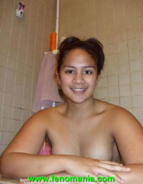 ngintip mama mandi