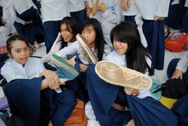 keliatan celana dalam artis india