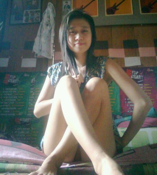 celana dalamnya