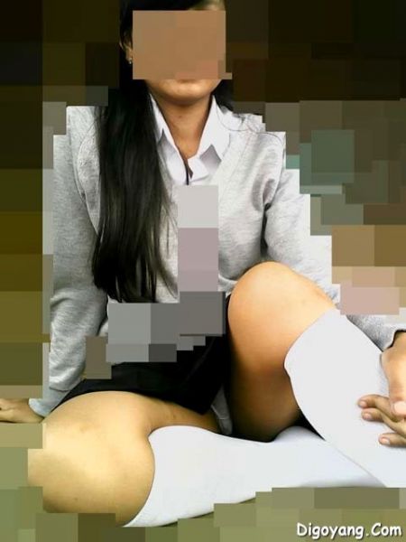 celana dalam smp nakal