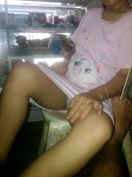 pake celana dalam foto