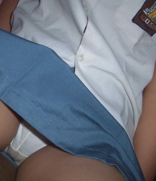 celana dalam wanita bekas