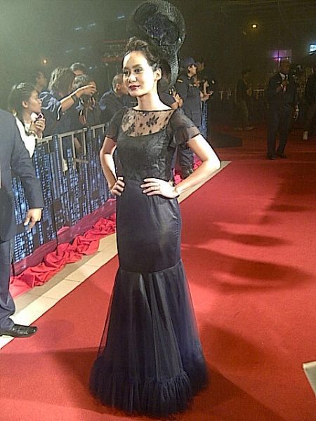 model exotic azza ngewe