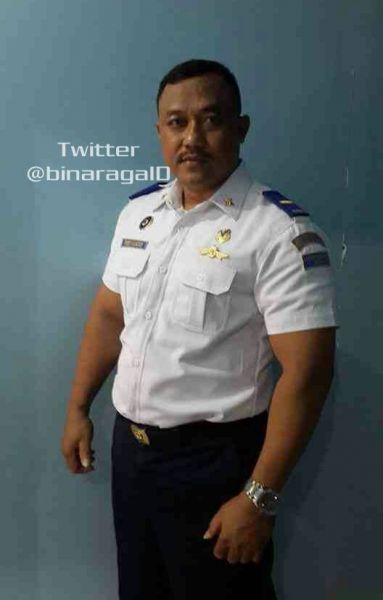 kontol abang ganteng