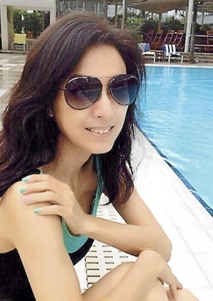 gadis asia bugil
