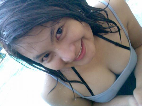 cowok abg lg netek susu gede