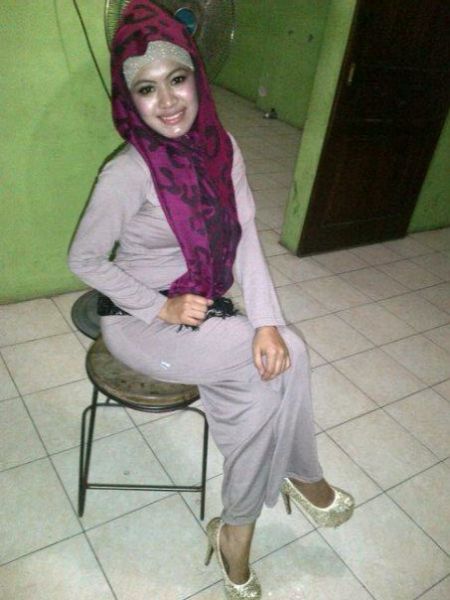 aku pesta seks dengan keluarga pacarku