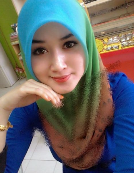 wanita muslimah cantik