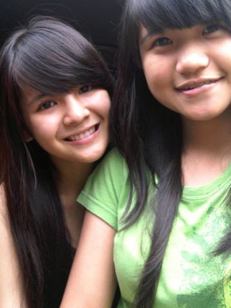 foto gadis pantai