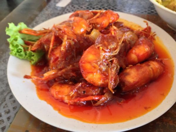 gambar syahrini hot