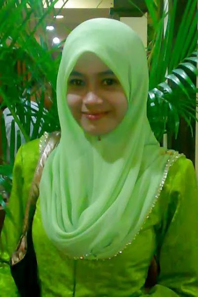 selebriti bugil