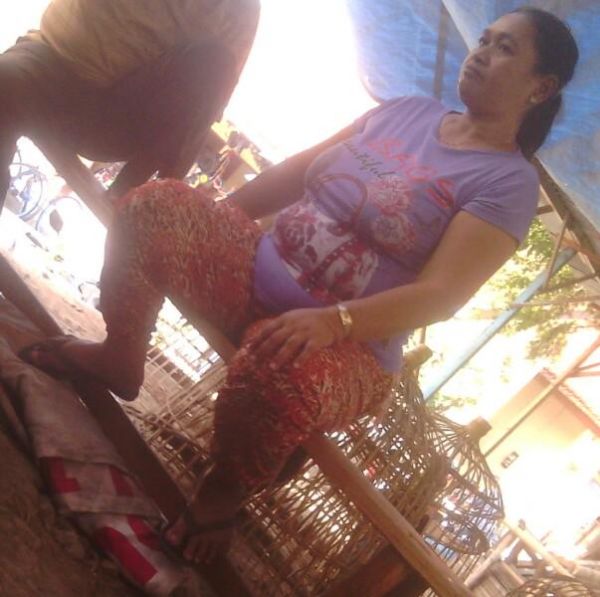 ngintip wanita mandi