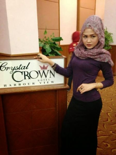 jilbab payudara