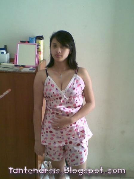 ngintip toket abg