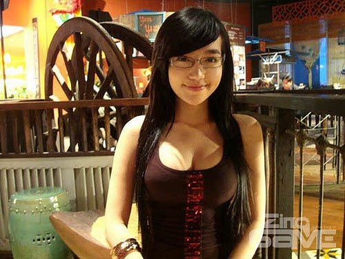 elly tran ha motorcycle