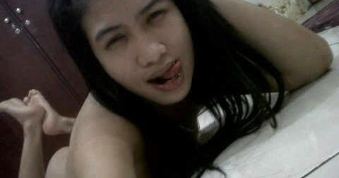cewek kurus bugil
