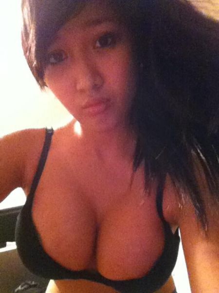 tante bulu ketek lebat