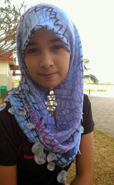 artis indonesia tanpa make up