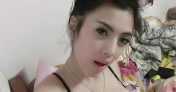 ibu suap makan