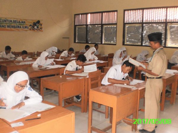pendidikan sekolah menengah pertama