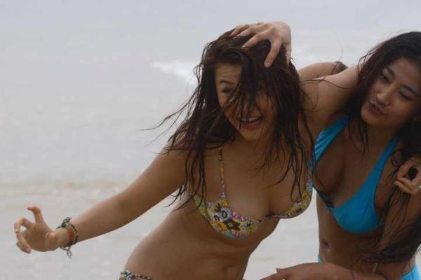 artis indo pakai bikini