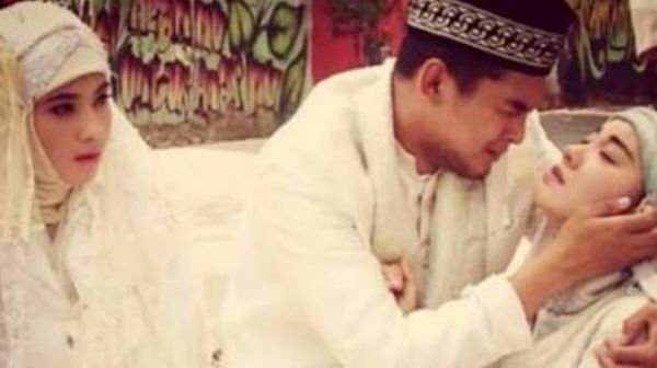 photo photo orang selingkuh