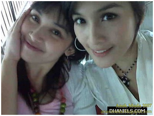 foto ciuman anita hara