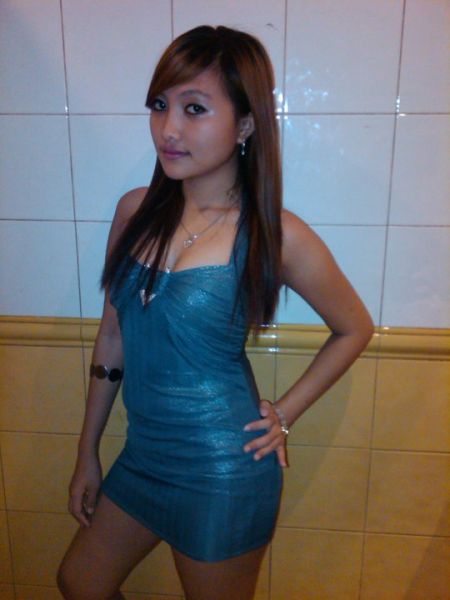 gambar abg pamer cd warna puti