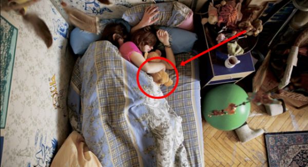 tidur kepala besar