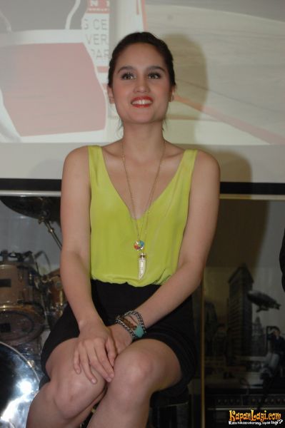 bunga citra lestari bugil