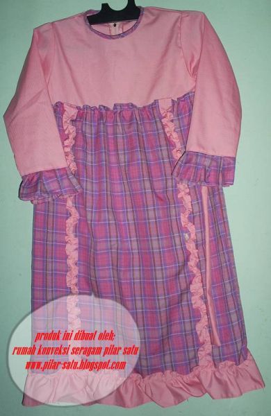 bokeb jepang pakei seragam
