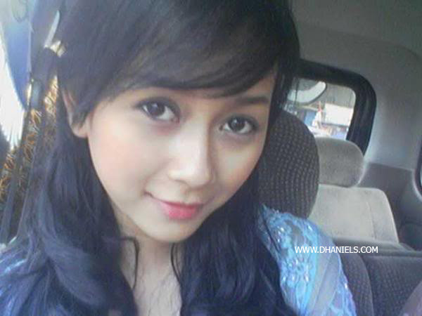 cewek abg ngangkang